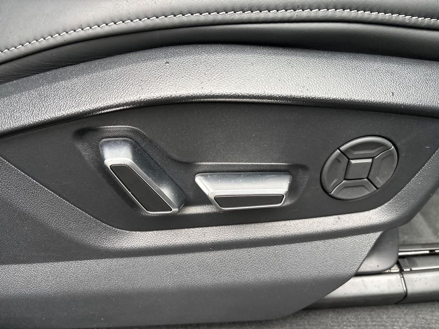 Used Audi Q7 2025 for sale - 77492376: Photo 30