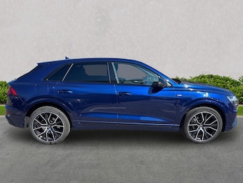 Used Audi Q8 2023 for sale - 78552894: Photo