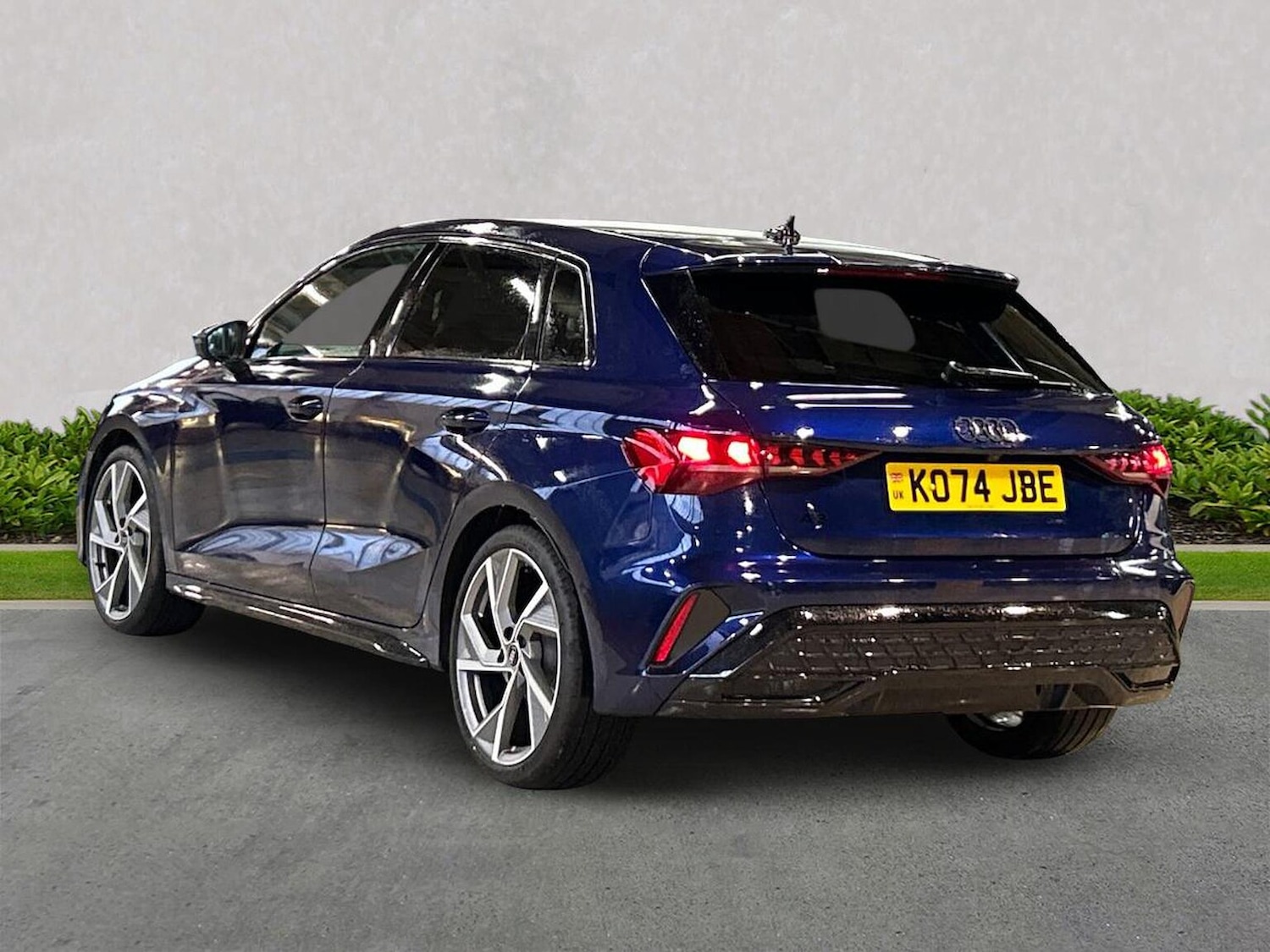 Used Audi A3 2025 for sale - 76736652: Photo 2