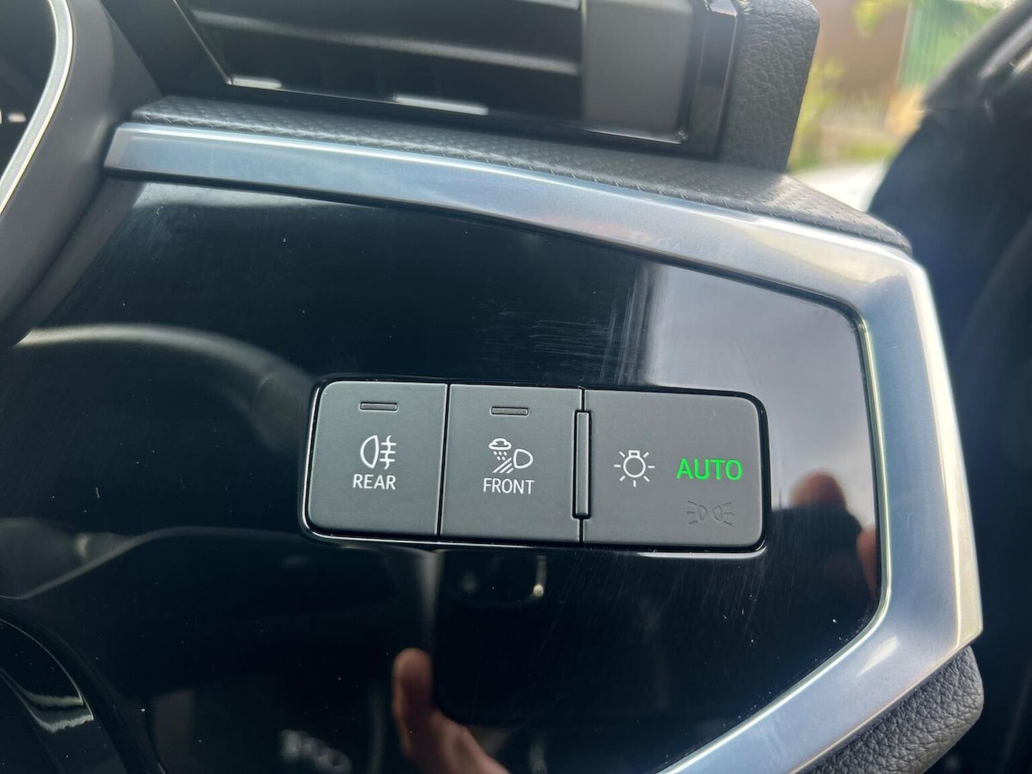 Vehicle 29