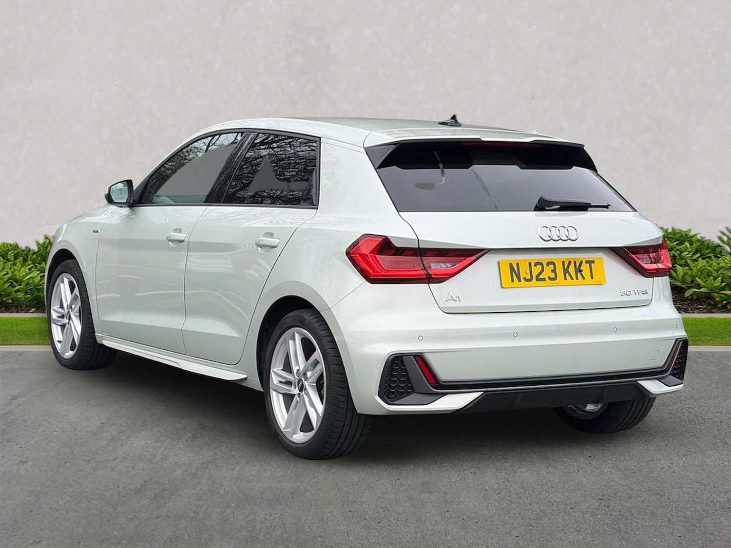 Used Audi A1 2023 for sale - 78193492: Photo 2