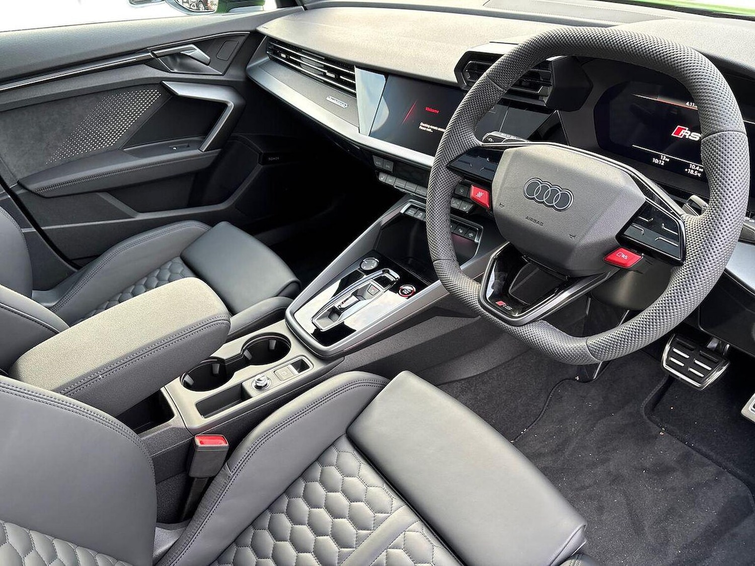 Used Audi RS3 2025 for sale - 76464705: Photo 15