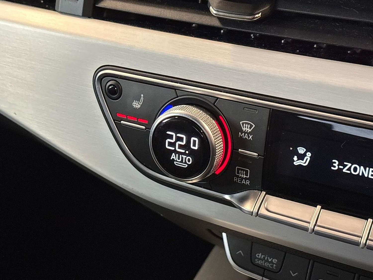 Used Audi A4 2023 for sale - 76904965: Photo 25