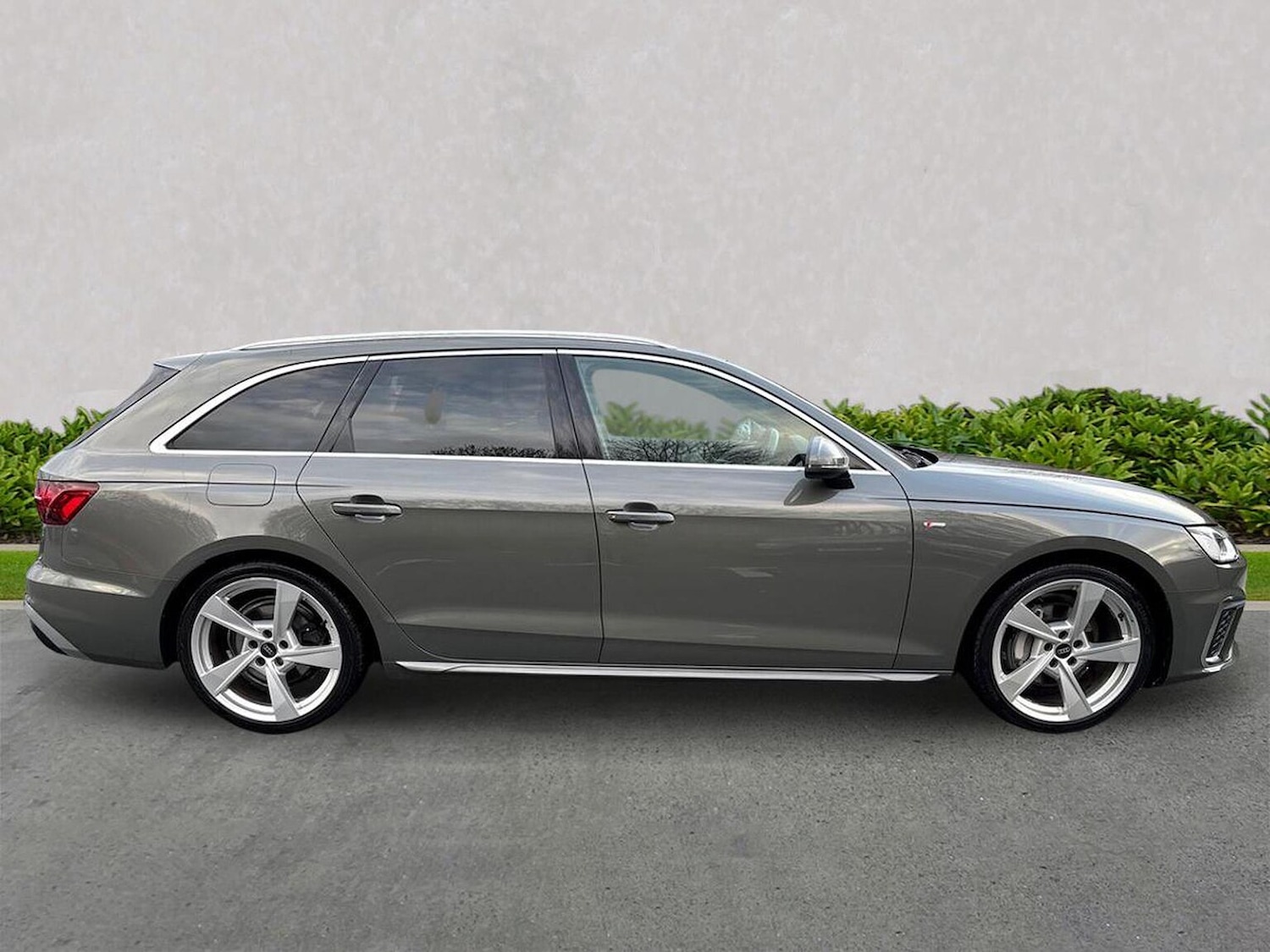 Used Audi A4 2023 for sale - 76904965: Photo 3