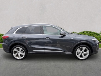 Used Audi Q5 2026 for sale - 79379896: Photo