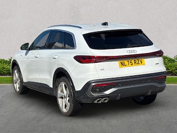 Used Audi Q5 2025 for sale - 79380106: Photo