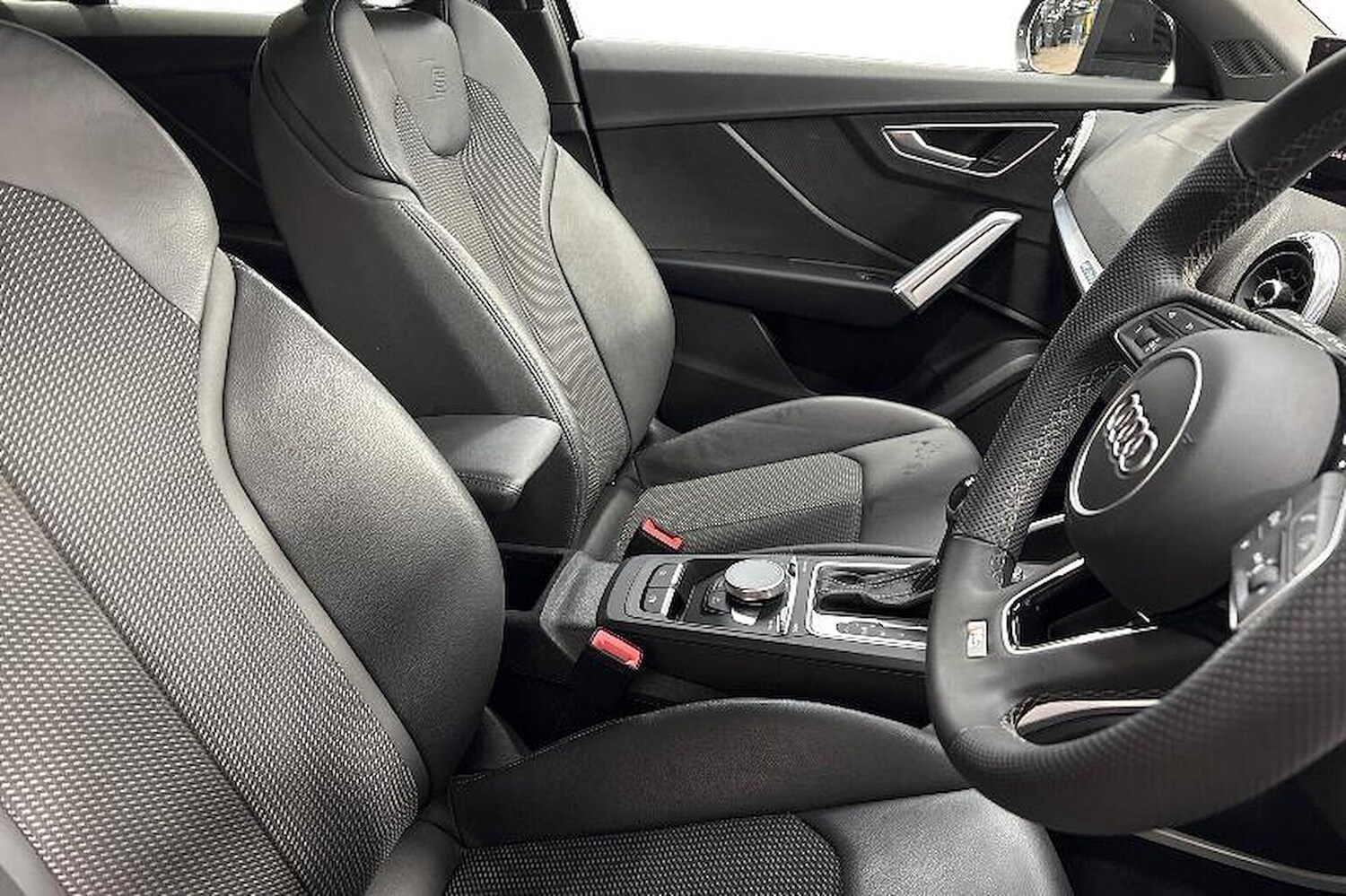 Used Audi Q2 2024 for sale - 76046068: Photo 9