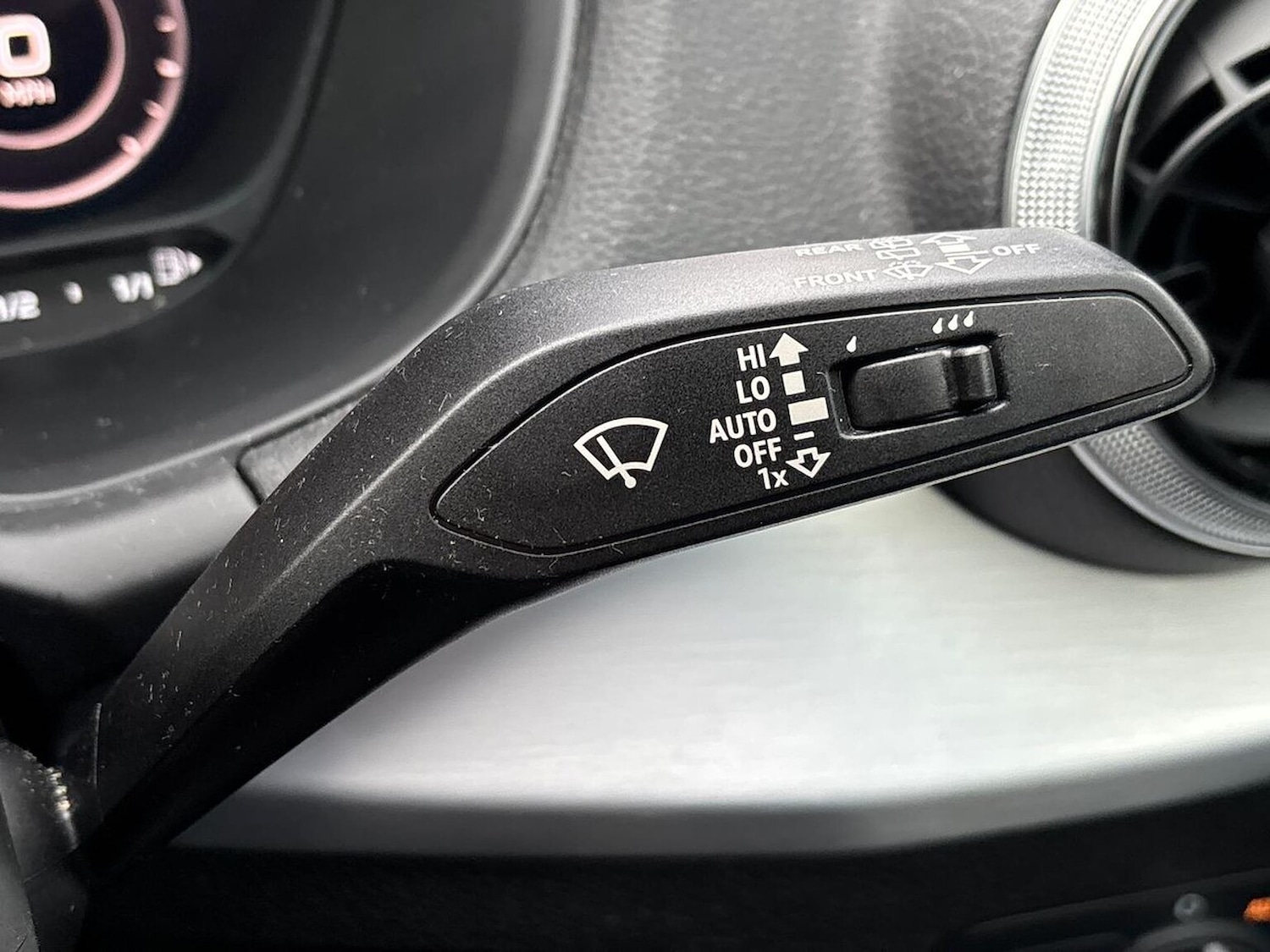 Used Audi Q2 2023 for sale - 76142946: Photo 29
