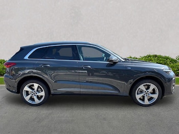 Used Audi Q5 2025 for sale - 79205751: Photo