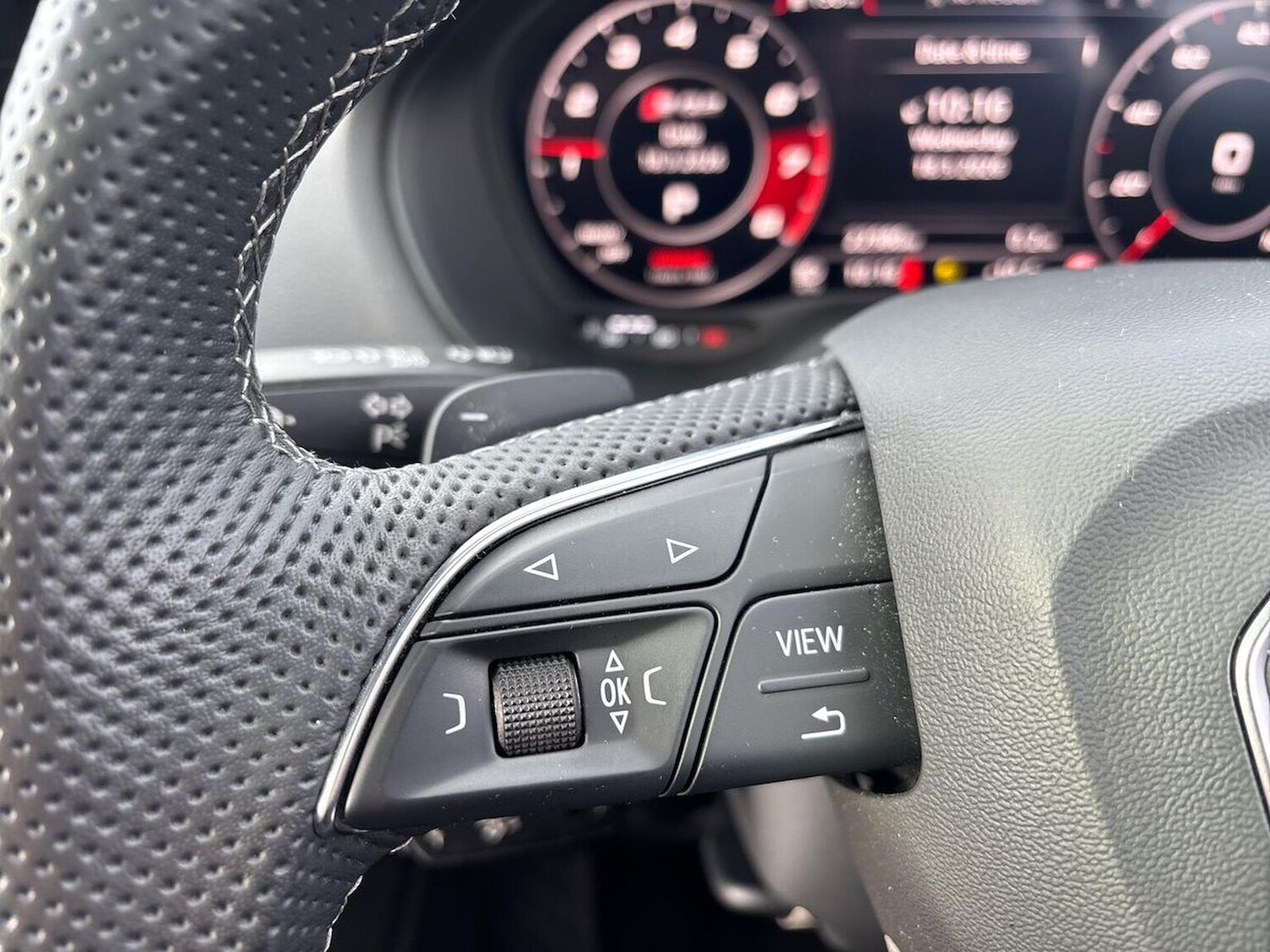 Used Audi Q2 2023 for sale - 78193432: Photo 28