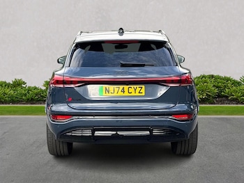 Used Audi Q6 e-tron 2024 for sale - 75749236: Photo