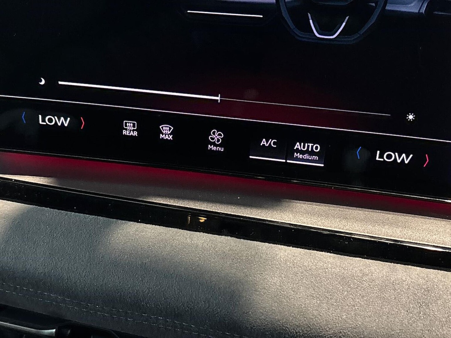 Used Audi Q6 e-tron 2025 for sale - 76769953: Photo 12