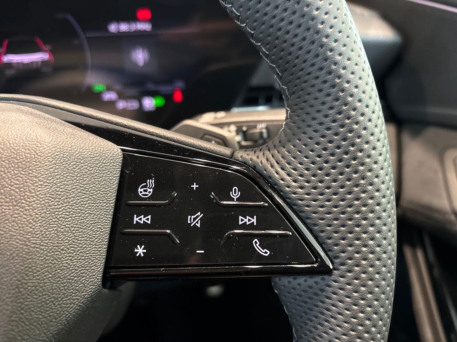 Used Audi Q6 e-tron 2025 for sale - 76769953: Photo 27