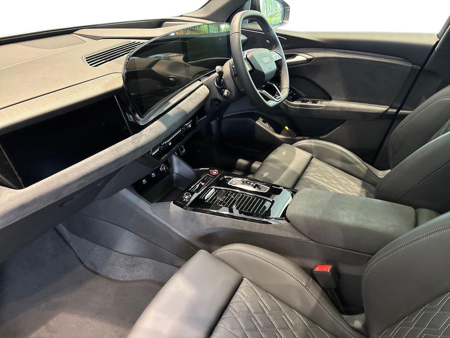 Used Audi Q6 e-tron 2025 for sale - 76769953: Photo 7