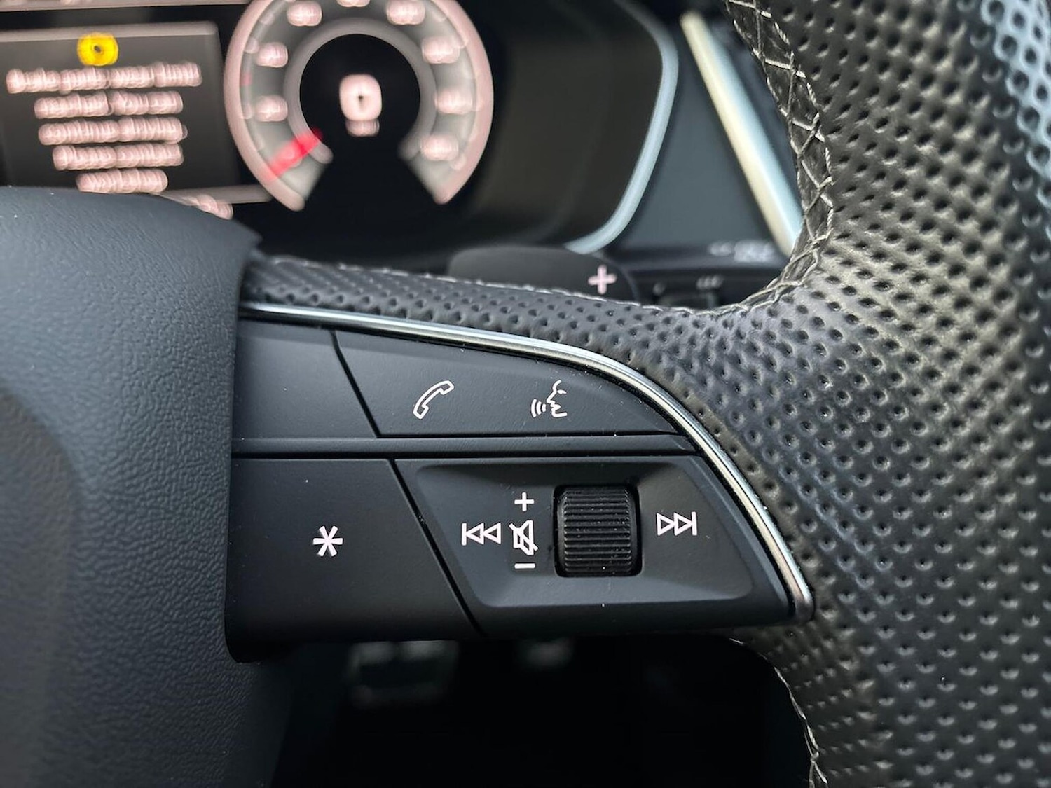 Used Audi Q5 2023 for sale - 77001877: Photo 29