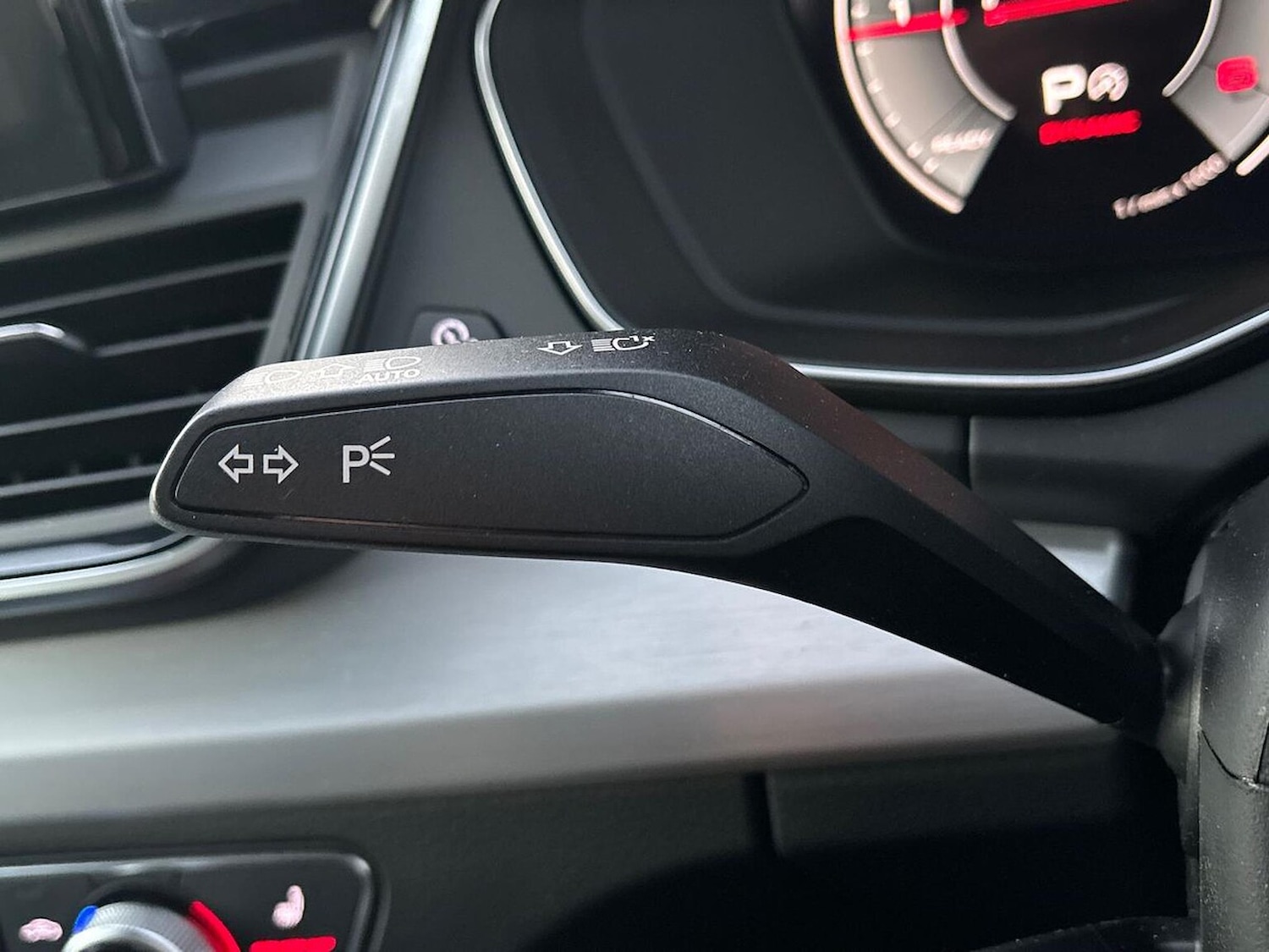 Used Audi Q5 2023 for sale - 77001877: Photo 30