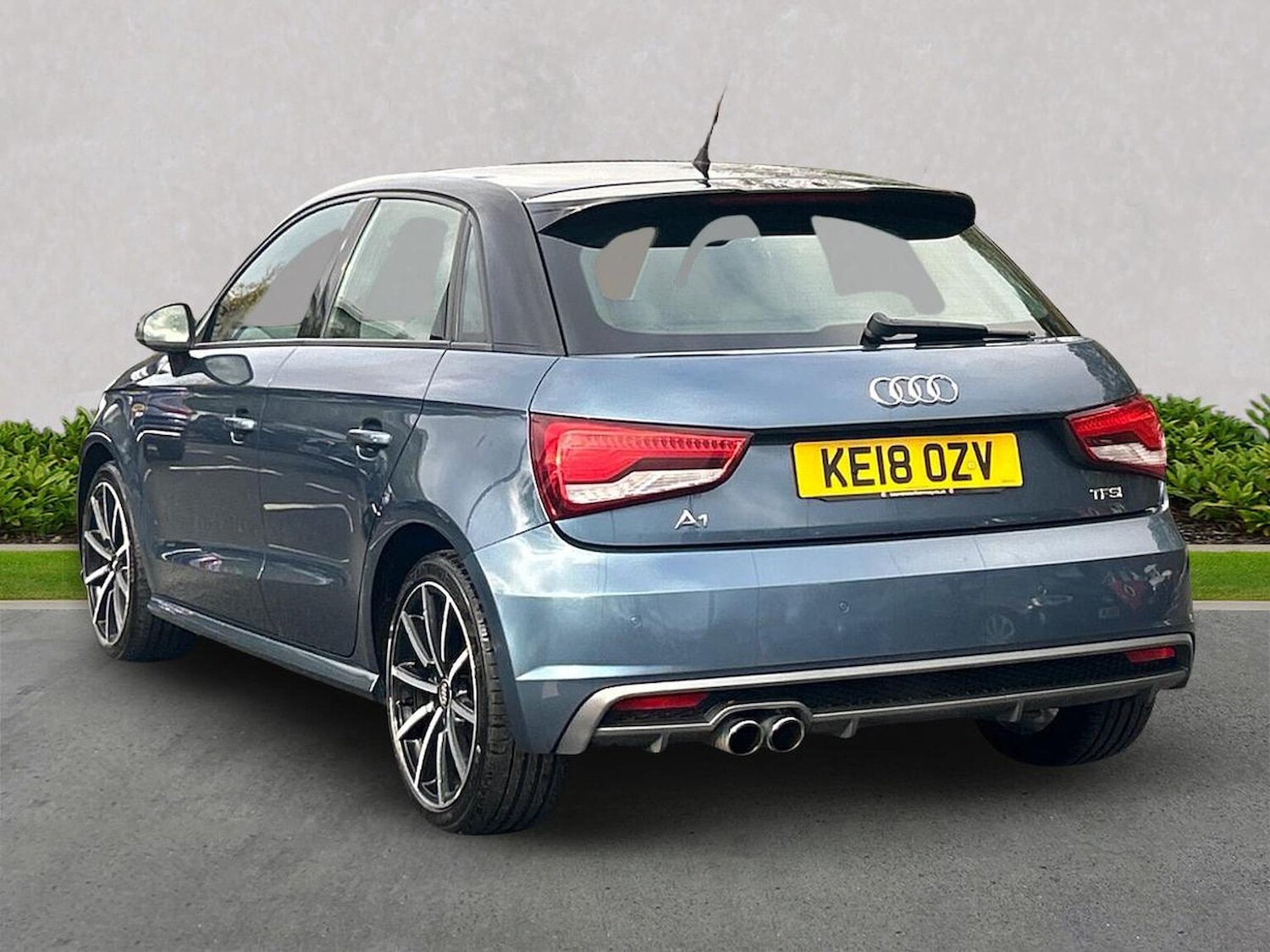 Used Audi A1 2018 for sale - 76450606: Photo 2