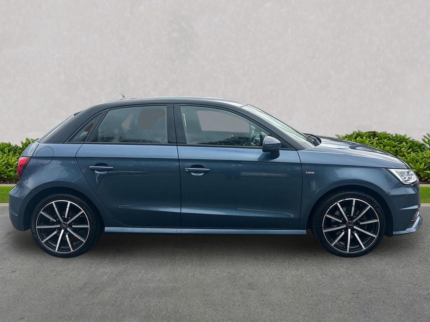 Used Audi A1 2018 for sale - 76450606: Photo 3