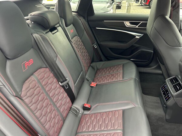Used Audi RS6 2025 for sale - 76300761: Photo 16