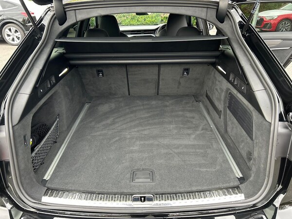 Used Audi RS6 2025 for sale - 76300761: Photo 17