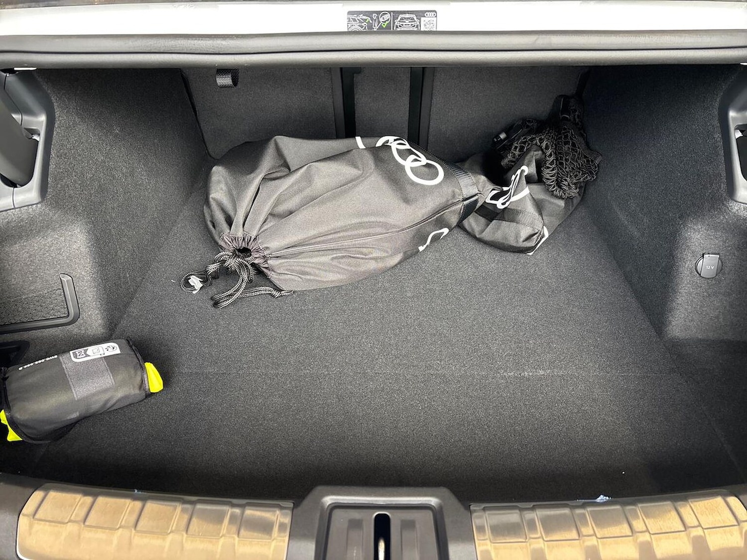 Used Audi e-tron GT 2025 for sale - 77603736: Photo 17