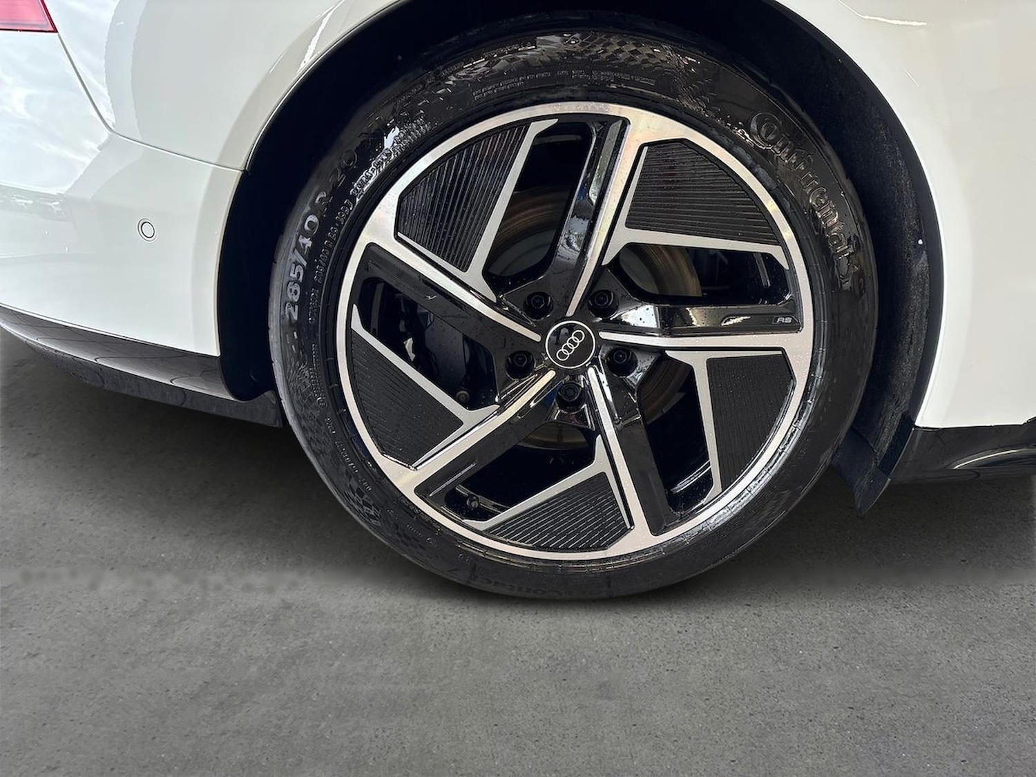 Used Audi e-tron GT 2025 for sale - 77603736: Photo 6