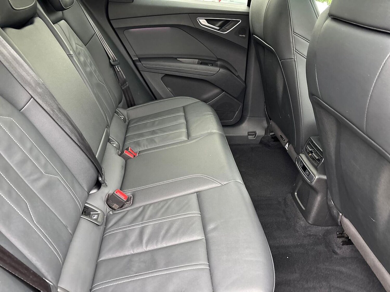 Used Audi Q4 e-tron 2021 for sale - 76693394: Photo 16