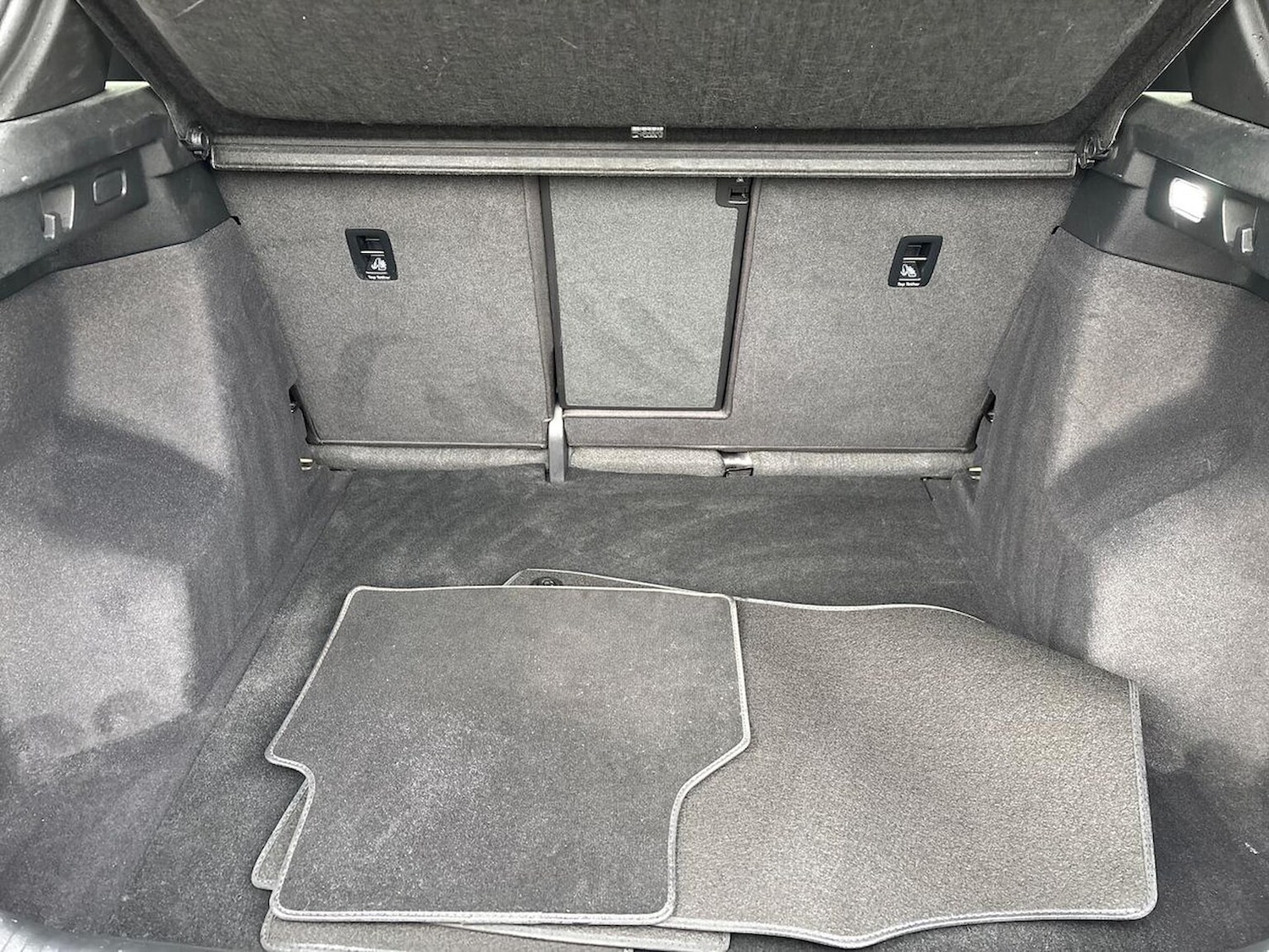 Used Audi Q4 e-tron 2021 for sale - 76693394: Photo 17