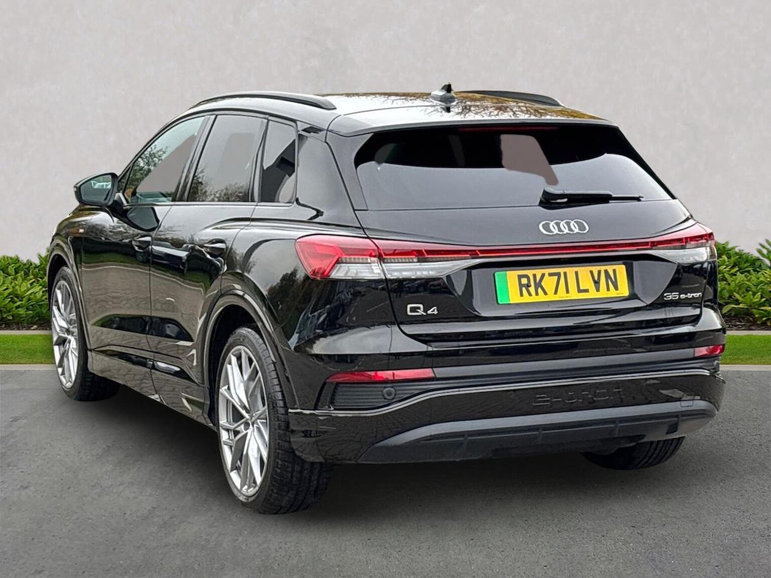 Used Audi Q4 e-tron 2021 for sale - 76693394: Photo 2