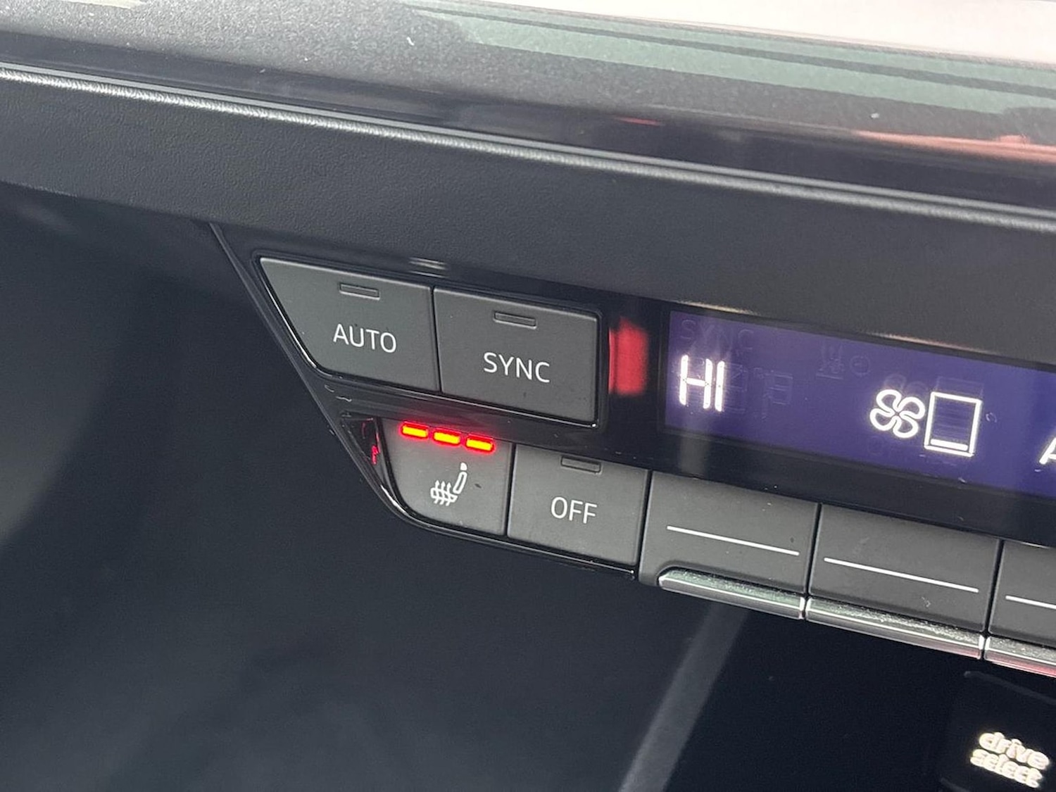 Used Audi Q4 e-tron 2021 for sale - 76693394: Photo 25