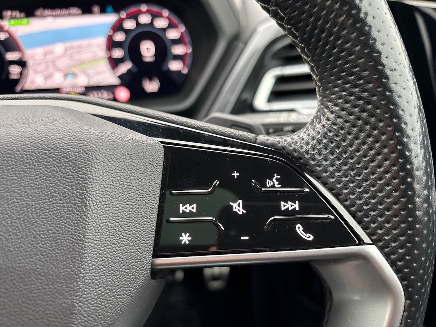 Used Audi Q4 e-tron 2021 for sale - 76693394: Photo 27