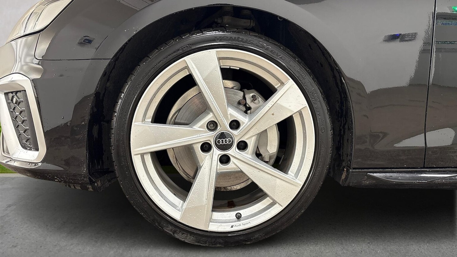 Used Audi A4 2023 for sale - 76637810: Photo 5