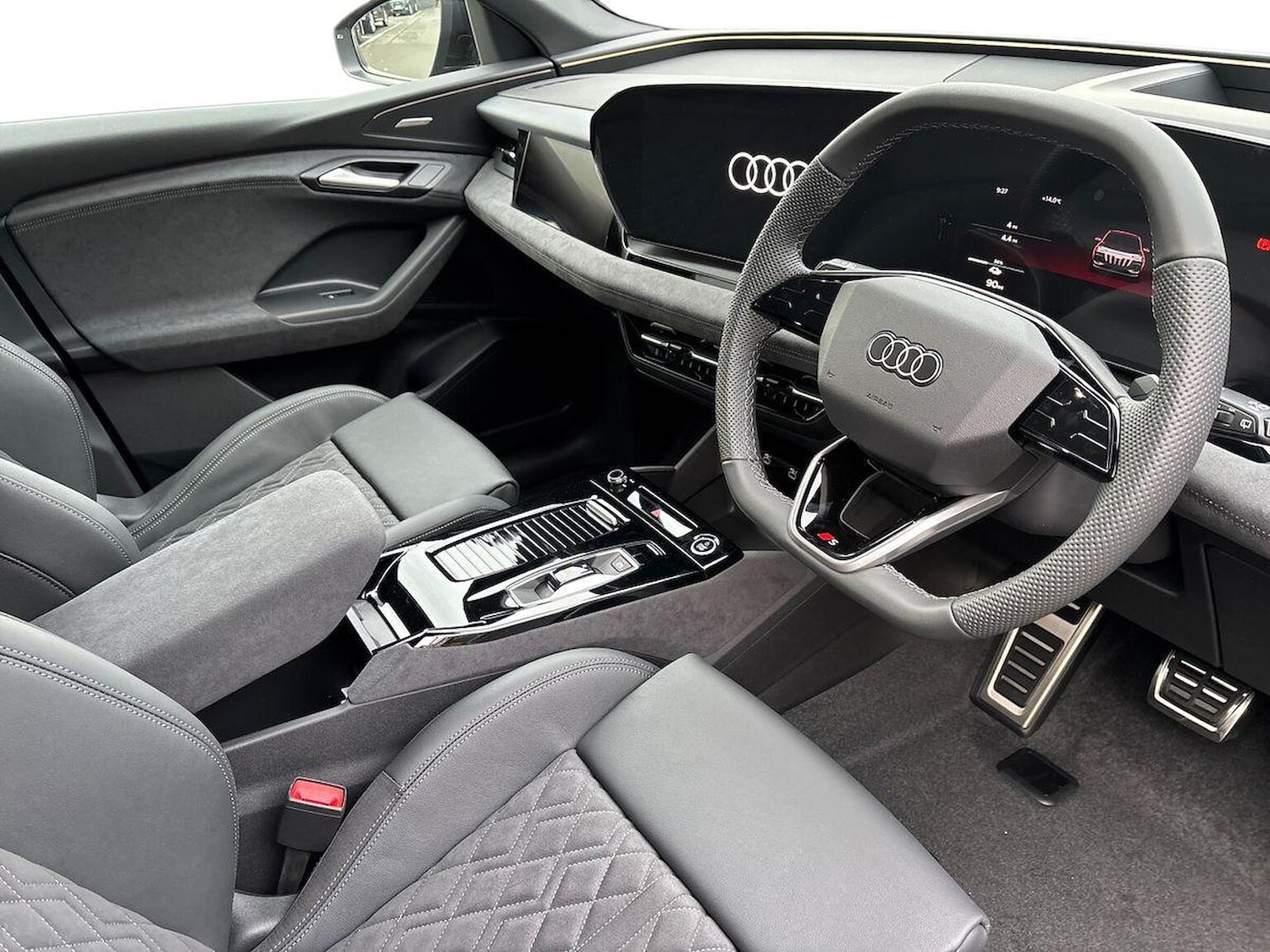 Used Audi Q6 e-tron 2025 for sale - 76699508: Photo 15