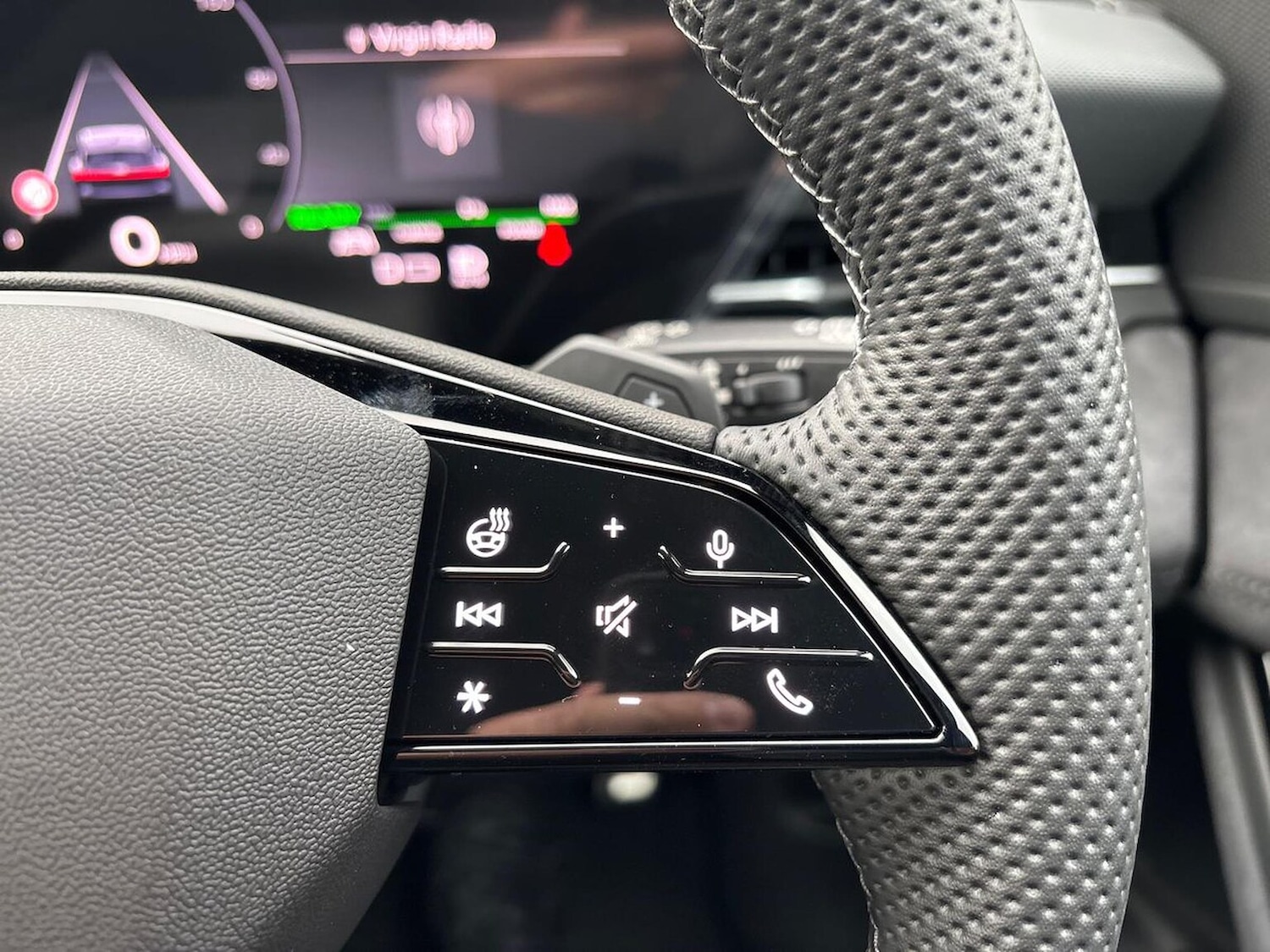 Used Audi Q6 e-tron 2025 for sale - 76699508: Photo 27