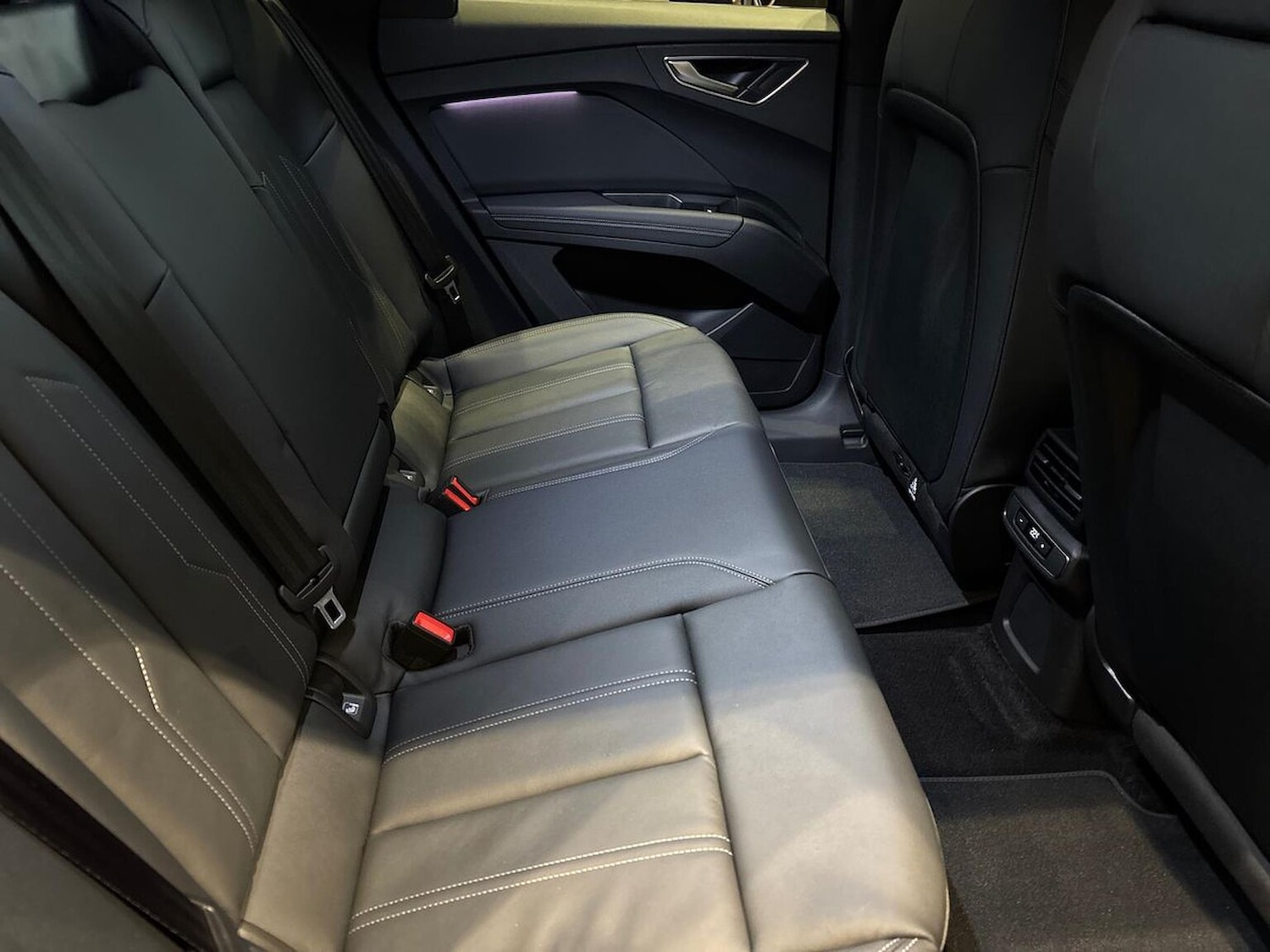 Used Audi Q4 e-tron 2025 for sale - 77492371: Photo 16