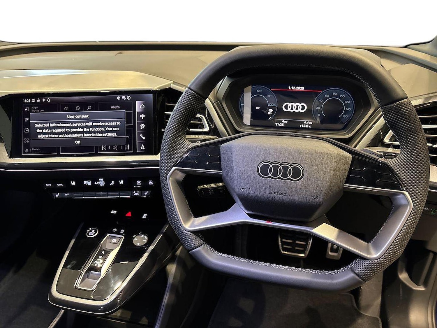 Used Audi Q4 e-tron 2025 for sale - 77492371: Photo 9