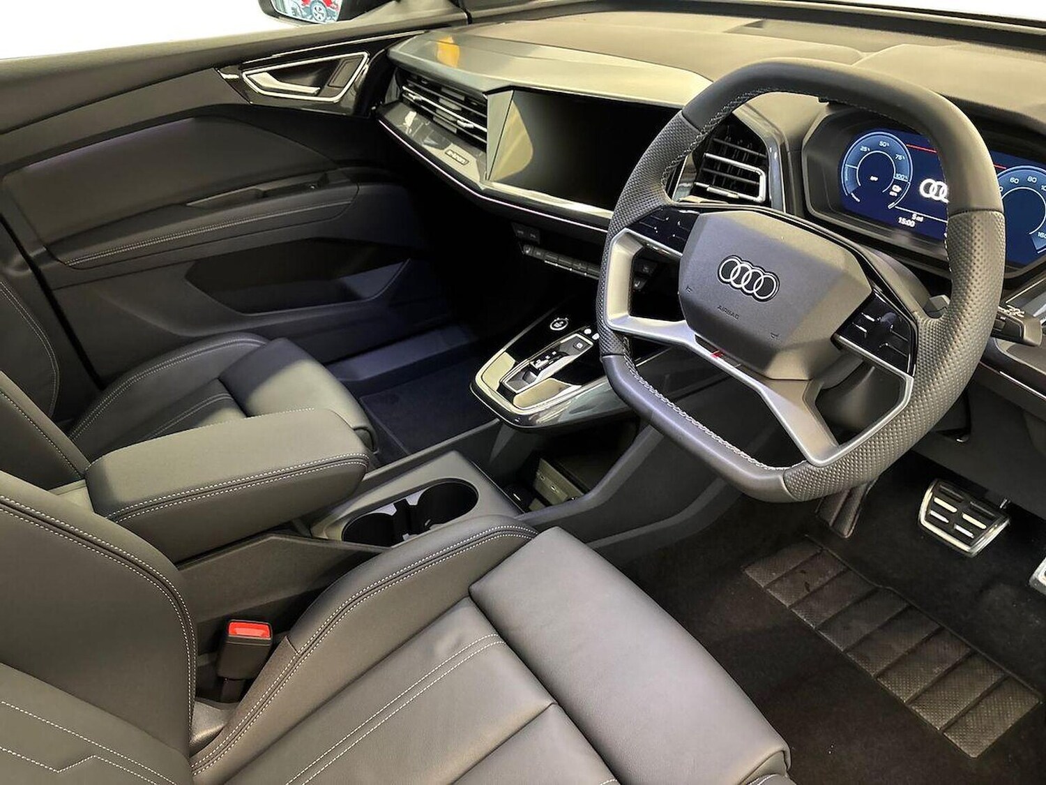 Used Audi Q4 e-tron 2025 for sale - 76769974: Photo 15