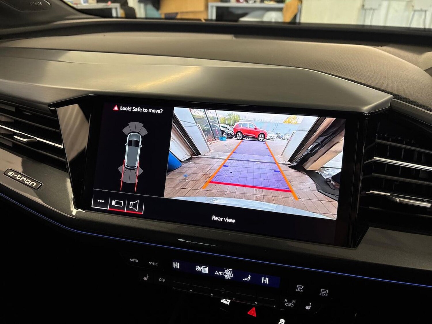 Used Audi Q4 e-tron 2025 for sale - 76769974: Photo 23