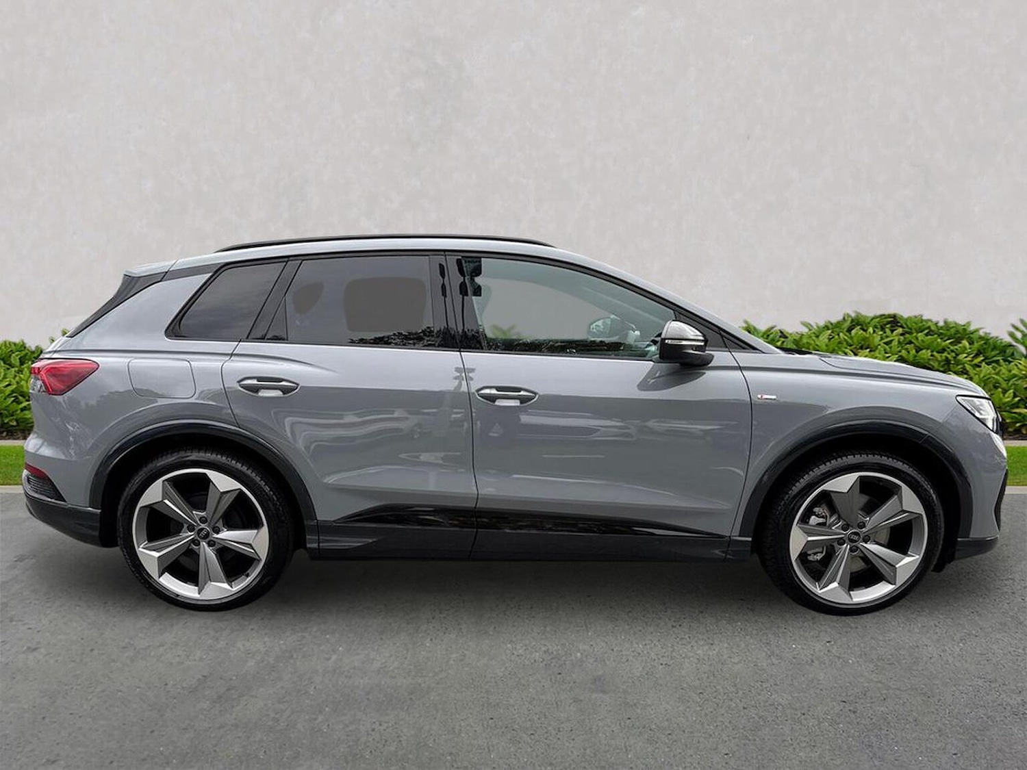 Used Audi Q4 e-tron 2025 for sale - 76769974: Photo 3