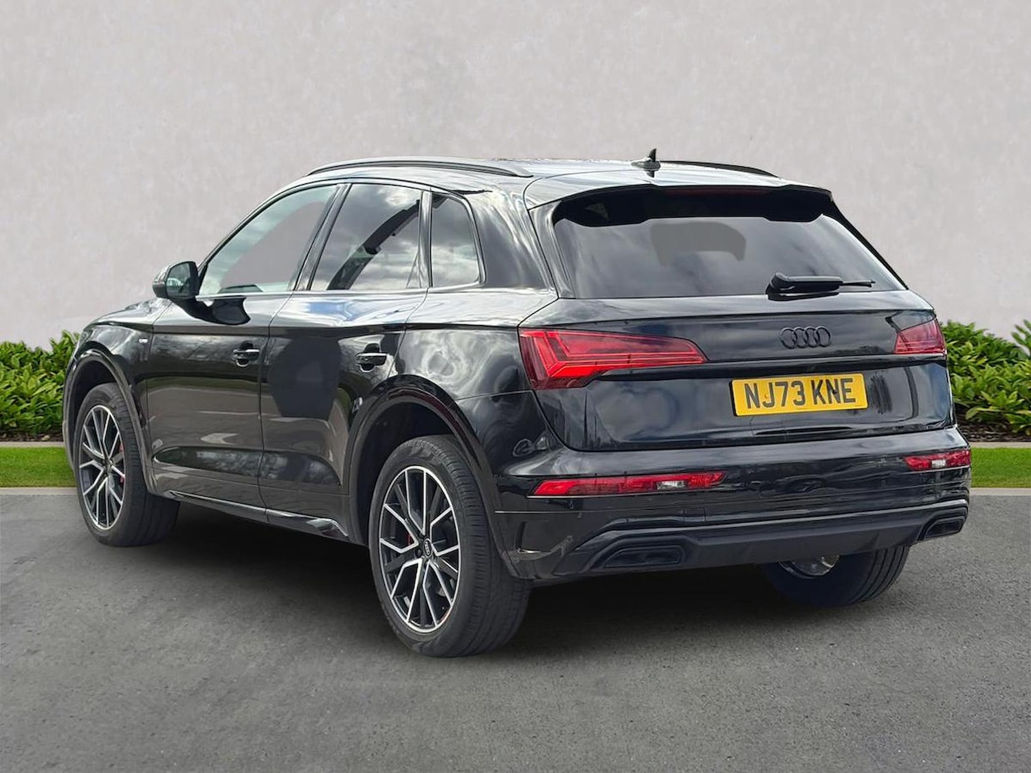 Used Audi Q5 2023 for sale - 78193460: Photo 2