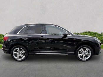 Used Audi Q3 2025 for sale - 77492380: Photo