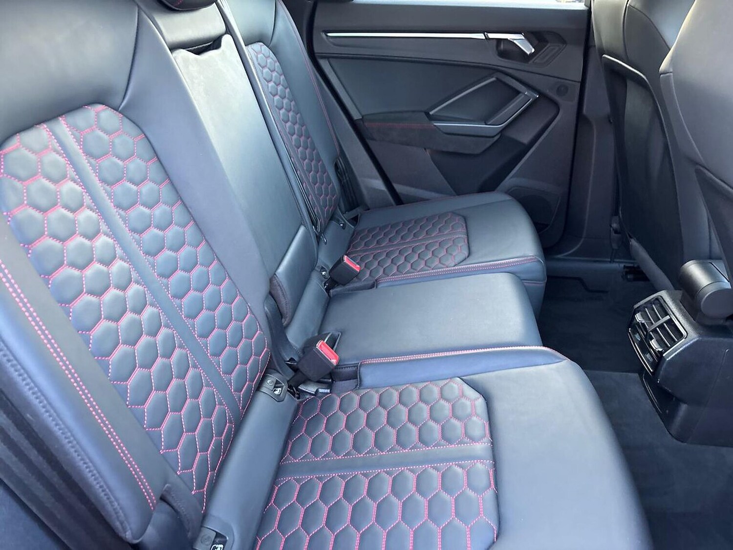 Used Audi RS Q3 2022 for sale - 77492370: Photo 16