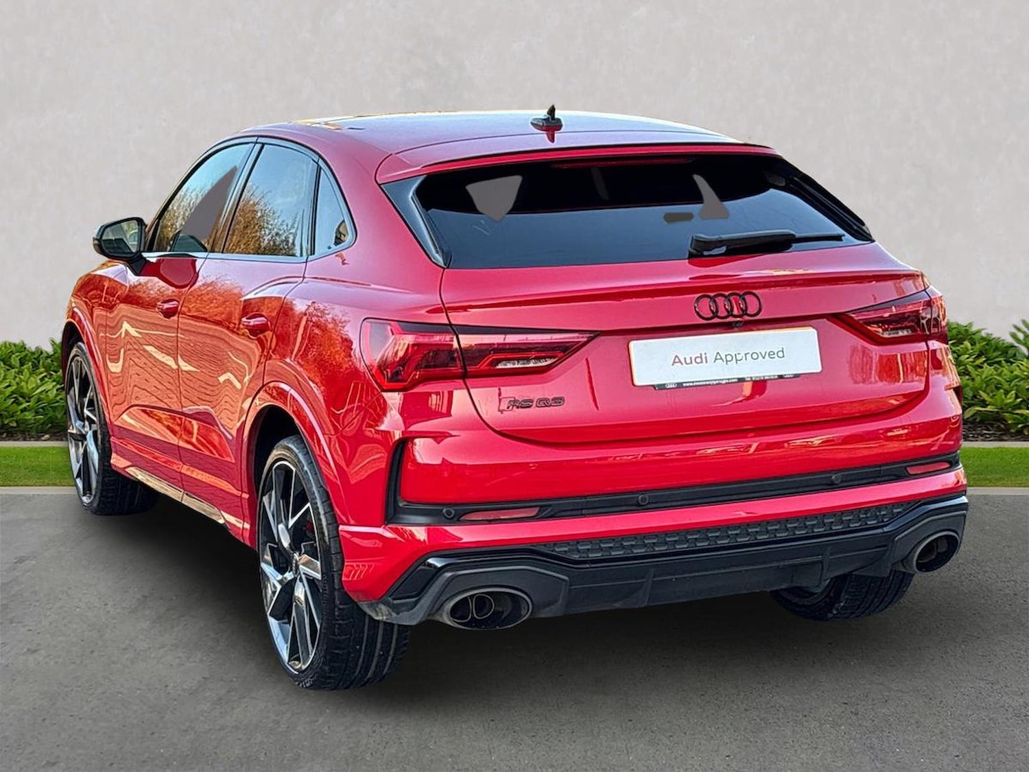 Used Audi RS Q3 2022 for sale - 77492370: Photo 2