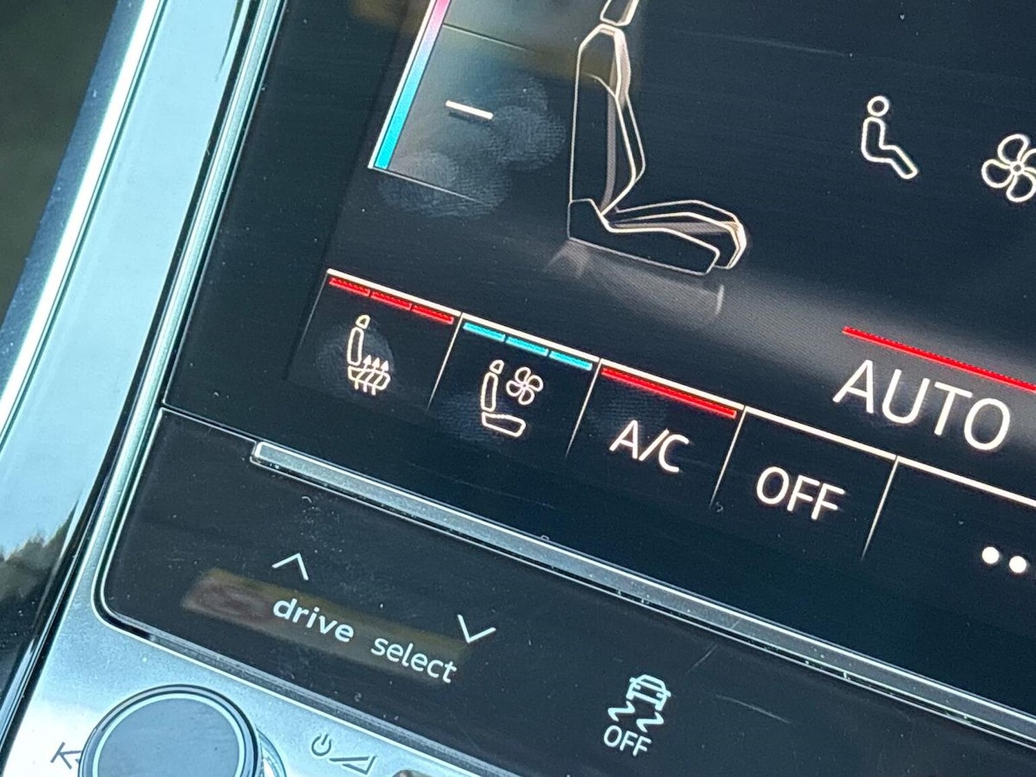 Used Audi Q8 2025 for sale - 76707548: Photo 25