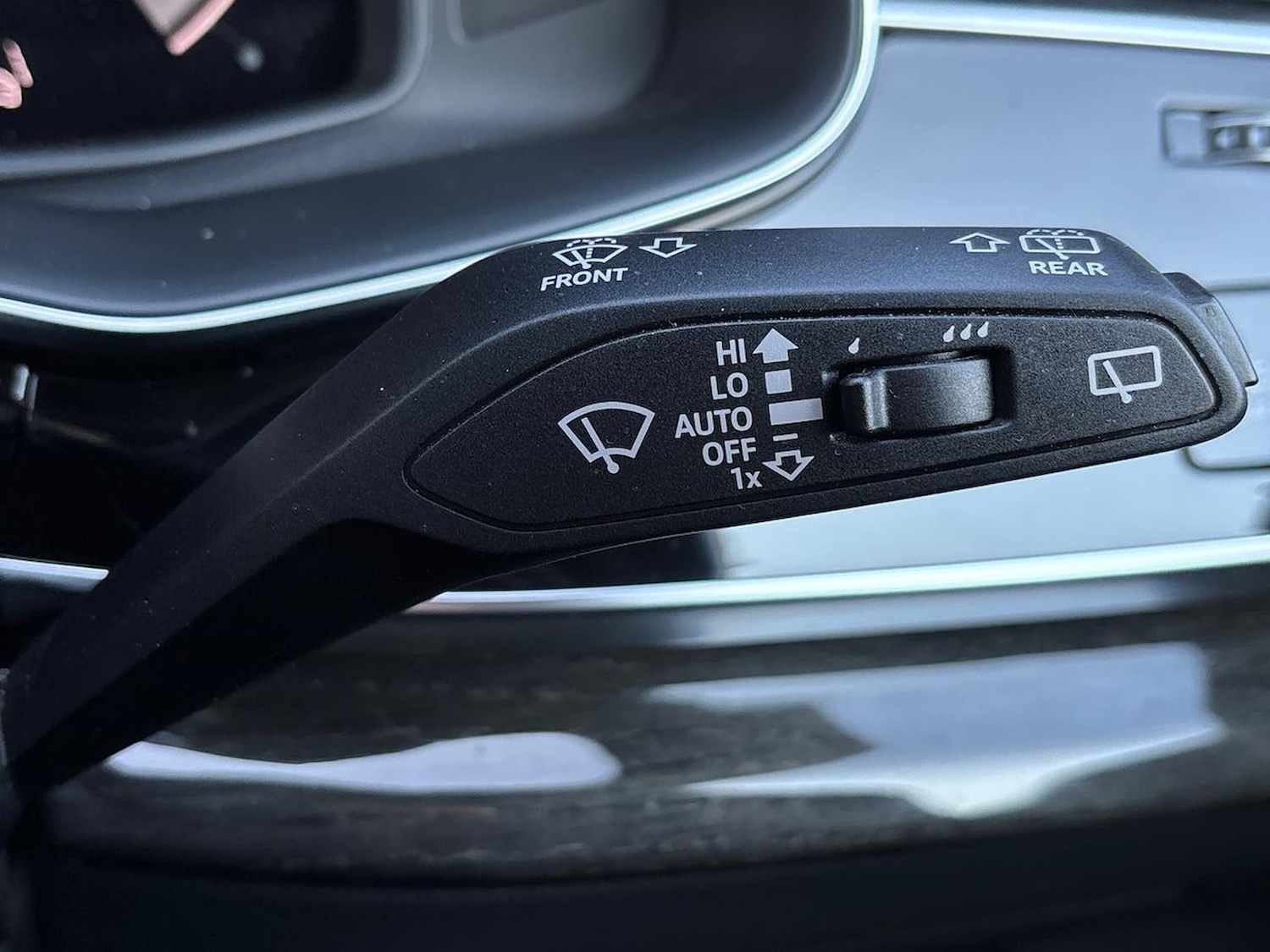 Used Audi Q8 2025 for sale - 76707548: Photo 29