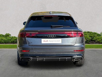 Used Audi Q8 2025 for sale - 76707548: Photo