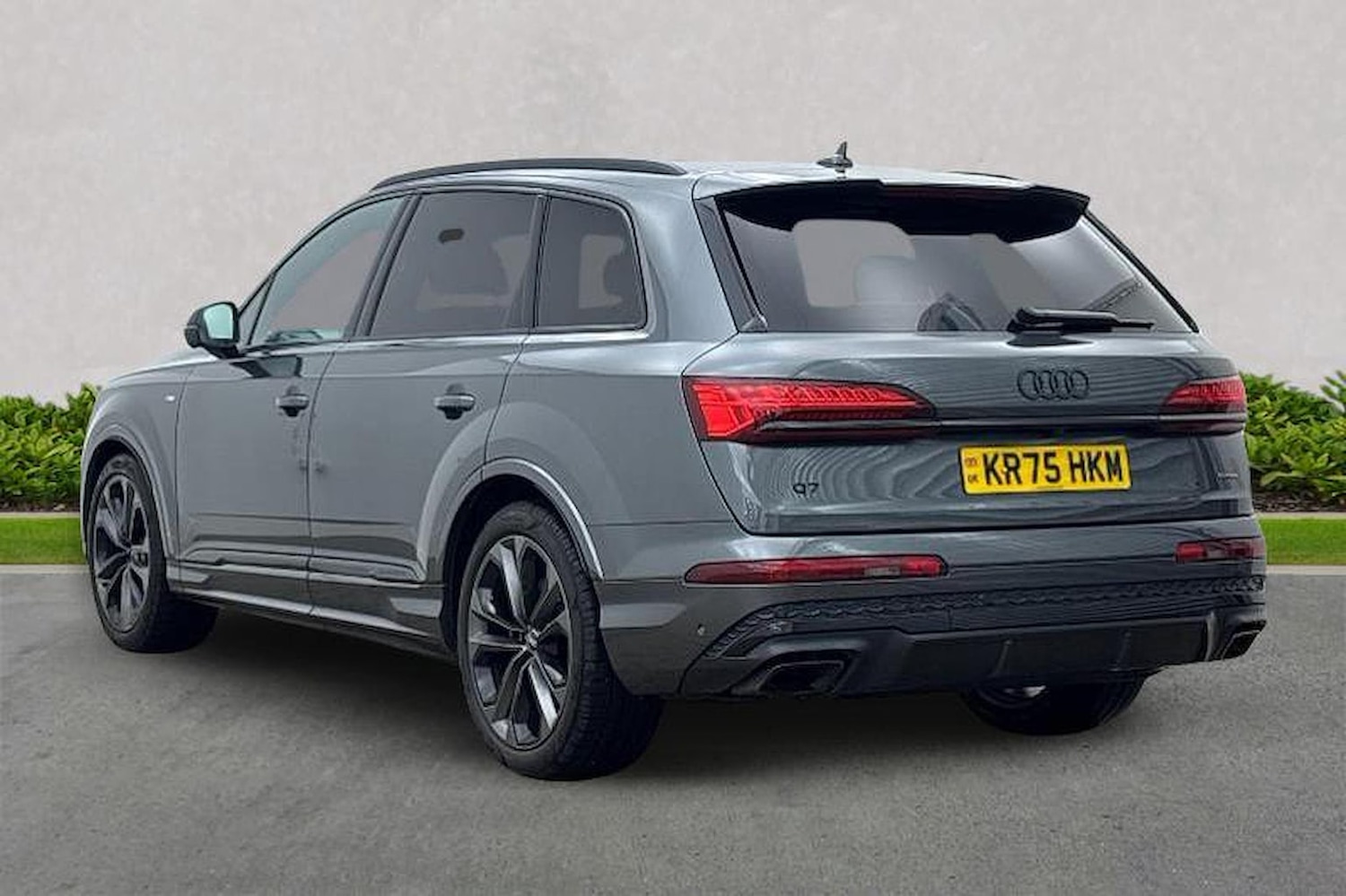 Used Audi Q7 2025 for sale - 78193481: Photo 2