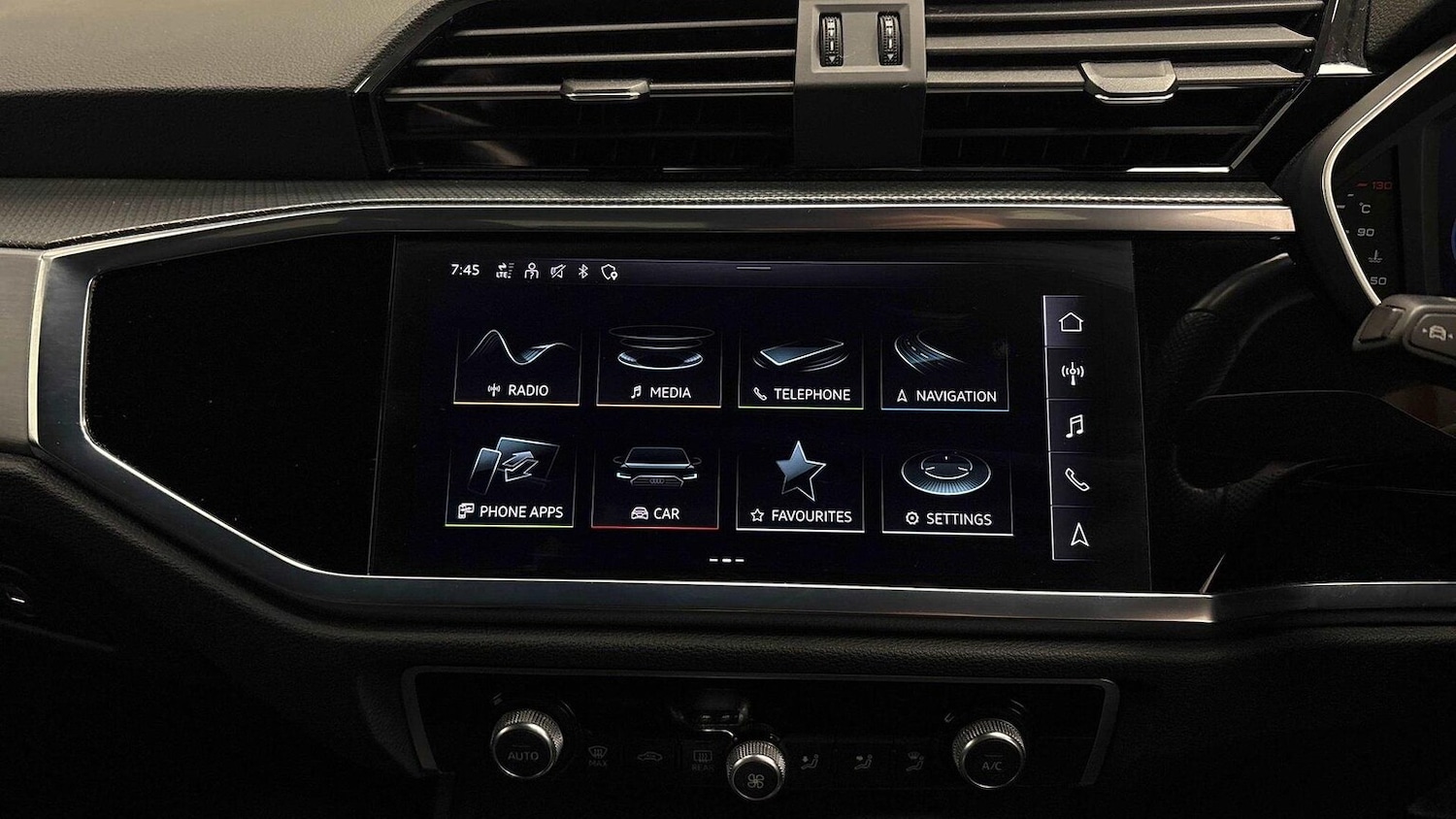 Used Audi Q3 2023 for sale - 77745132: Photo 10