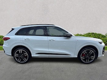 Used Audi Q5 2025 for sale - 75750046: Photo