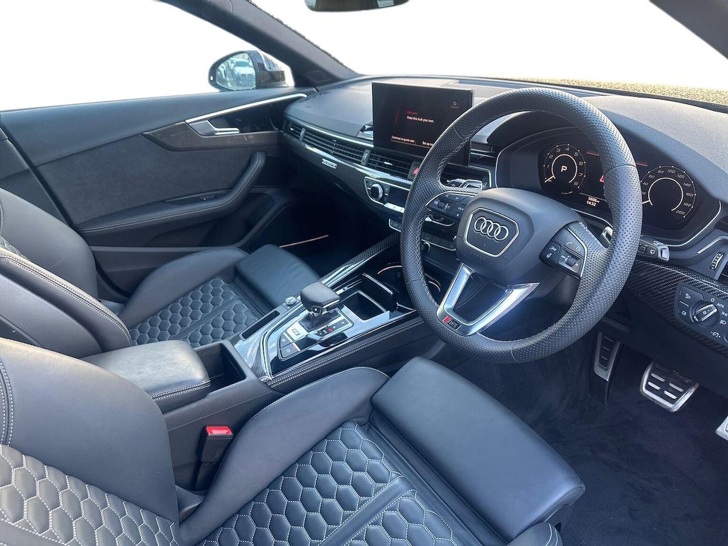 Used Audi RS4 2024 for sale - 76628180: Photo 17